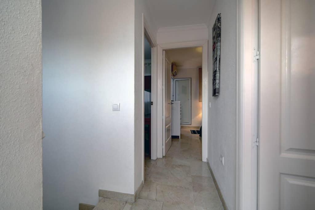 شقة Duplex Con Vistas Al Mar La Línea de la Concepción المظهر الخارجي الصورة